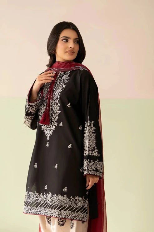 Coal - 3Pc Embroidered Lawn - Musaya
